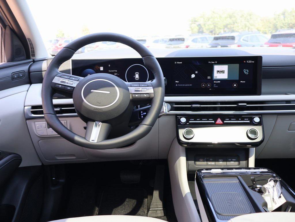 New 2026 Hyundai Tucson Limited image 20