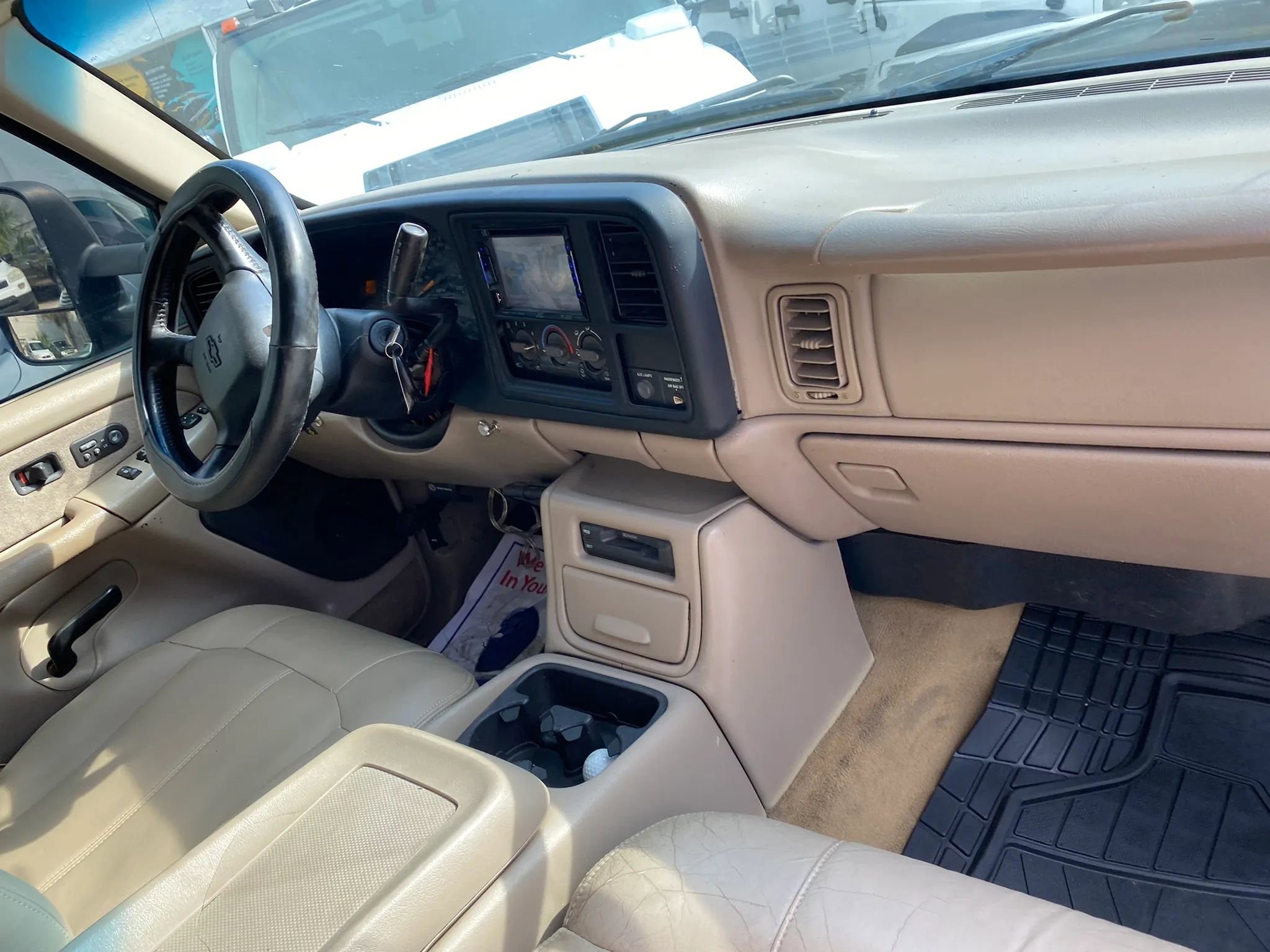 Used 2001 Chevrolet Silverado 2500 LT w/ Snow Plow Prep Pkg image 14