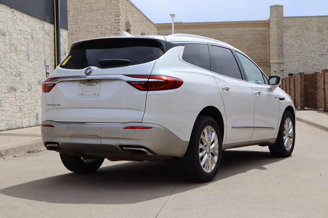 Used 2021 Buick Enclave Premium w/ Sun and Sites Package image 3