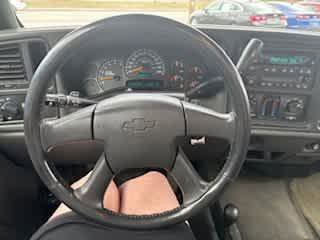 Used 2005 Chevrolet Silverado 1500 LS w/ Light Duty Power Package AWD/4WD image 18
