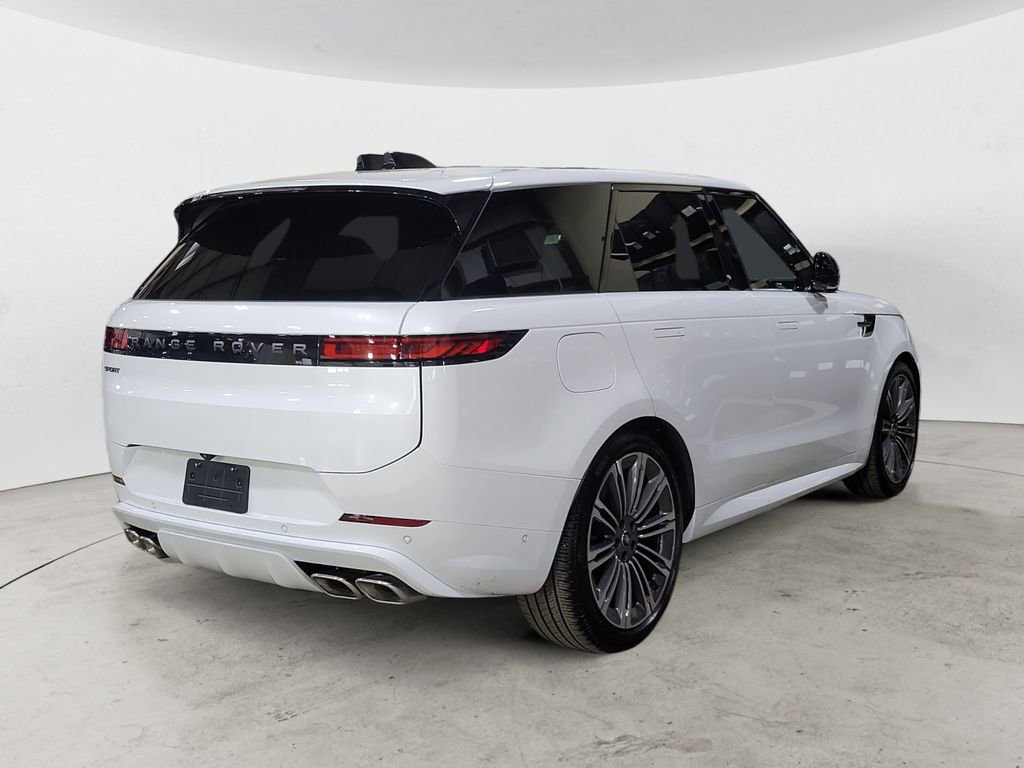 Used 2025 Land Rover Range Rover Sport Dynamic SE image 5