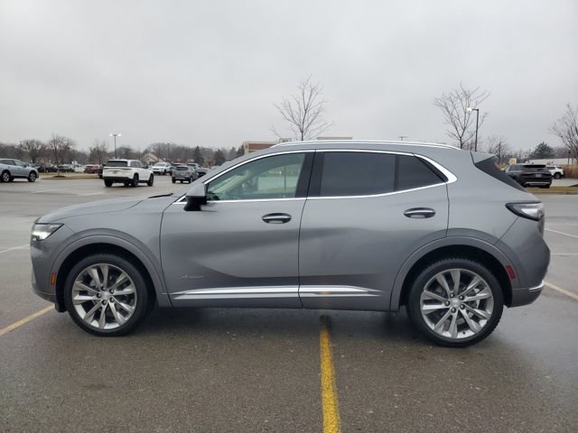 Used 2021 Buick Envision Avenir w/ Technology Package II image 4