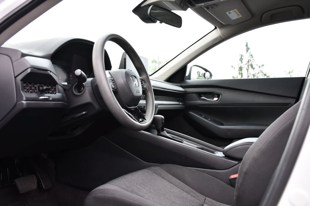 Used 2023 Honda Accord LX image 15