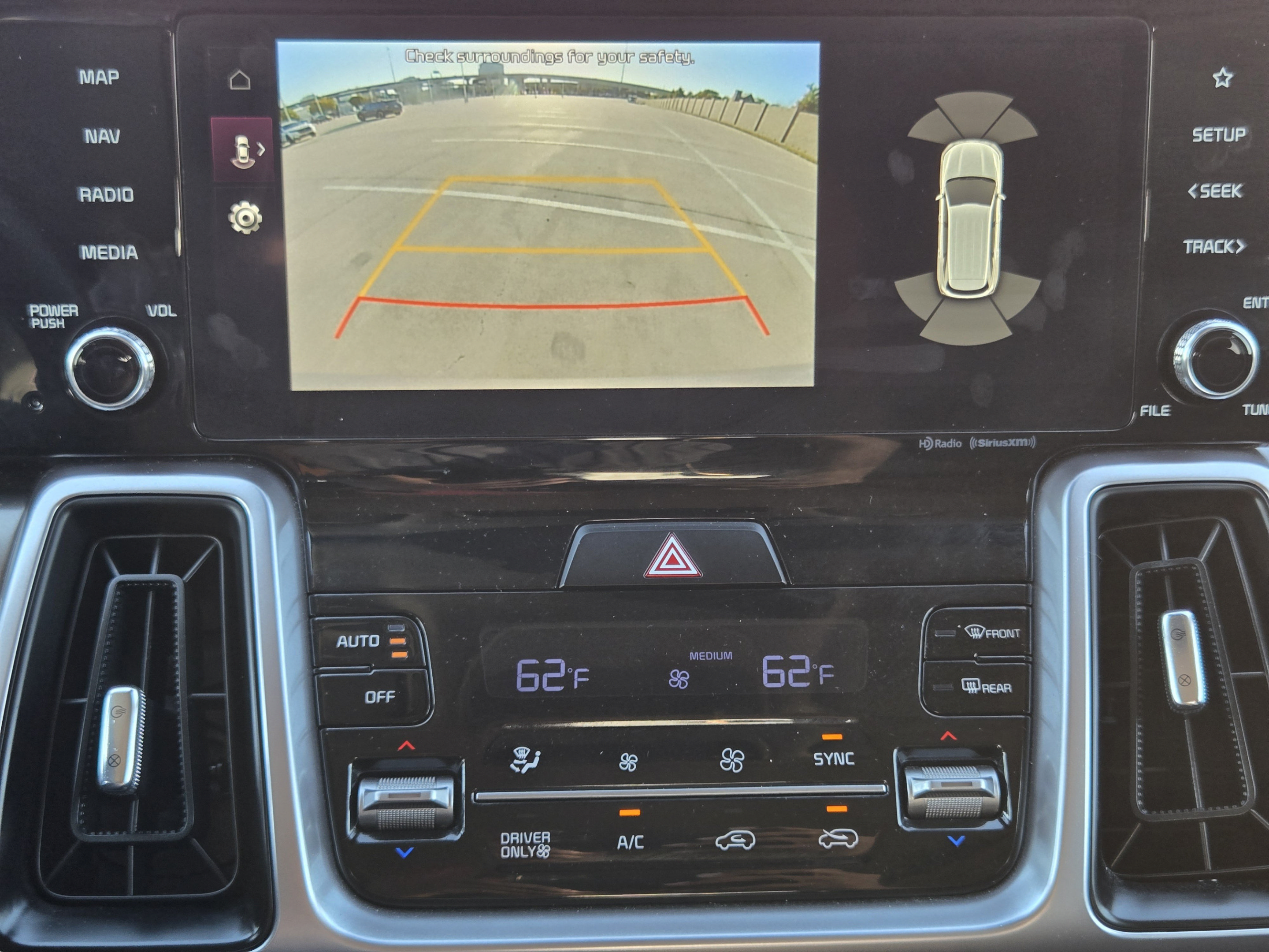 Used 2023 Kia Sorento EX w/ Panoramic Sunroof Package FWD image 18
