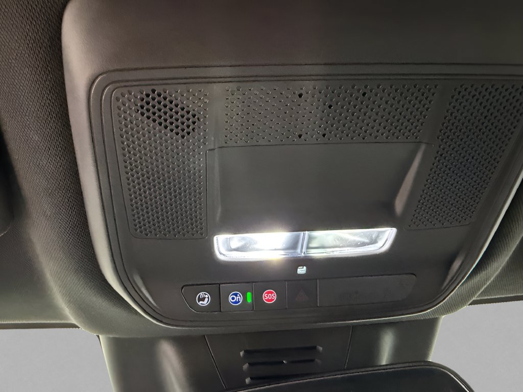 Certified 2024 Chevrolet Equinox EV LT w/ LPO, All-Weather Mat Package AWD/4WD image 17