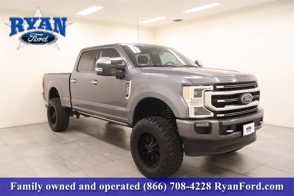 Used 2021 Ford F250 Platinum w/ FX4 Off-Road Package image 2