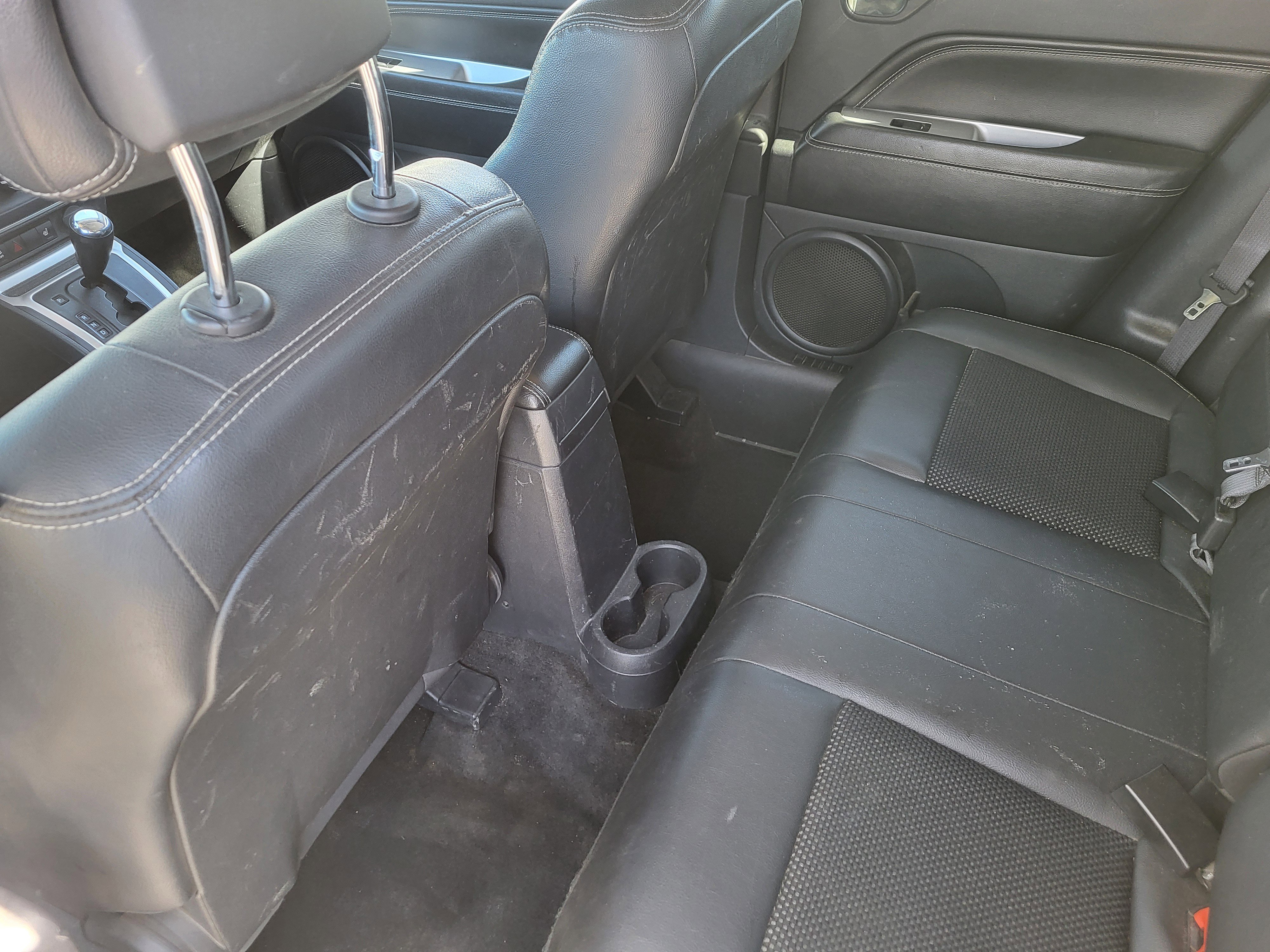 Used 2016 Jeep Compass Latitude image 28