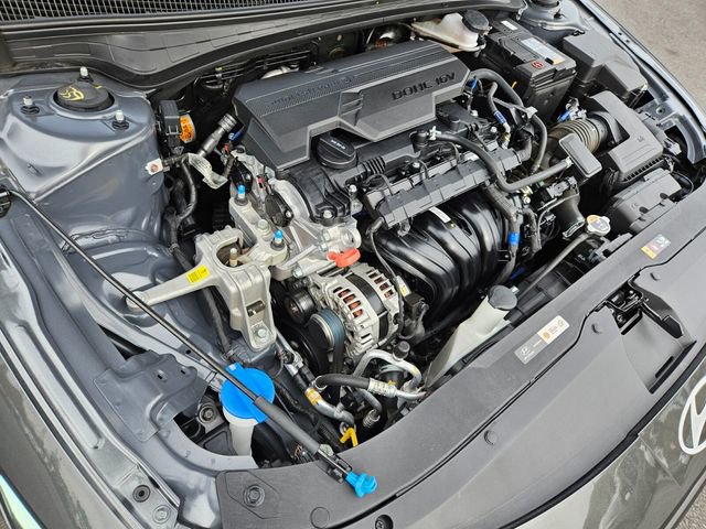 Used 2024 Hyundai Elantra SEL w/ Convenience Package FWD image 20