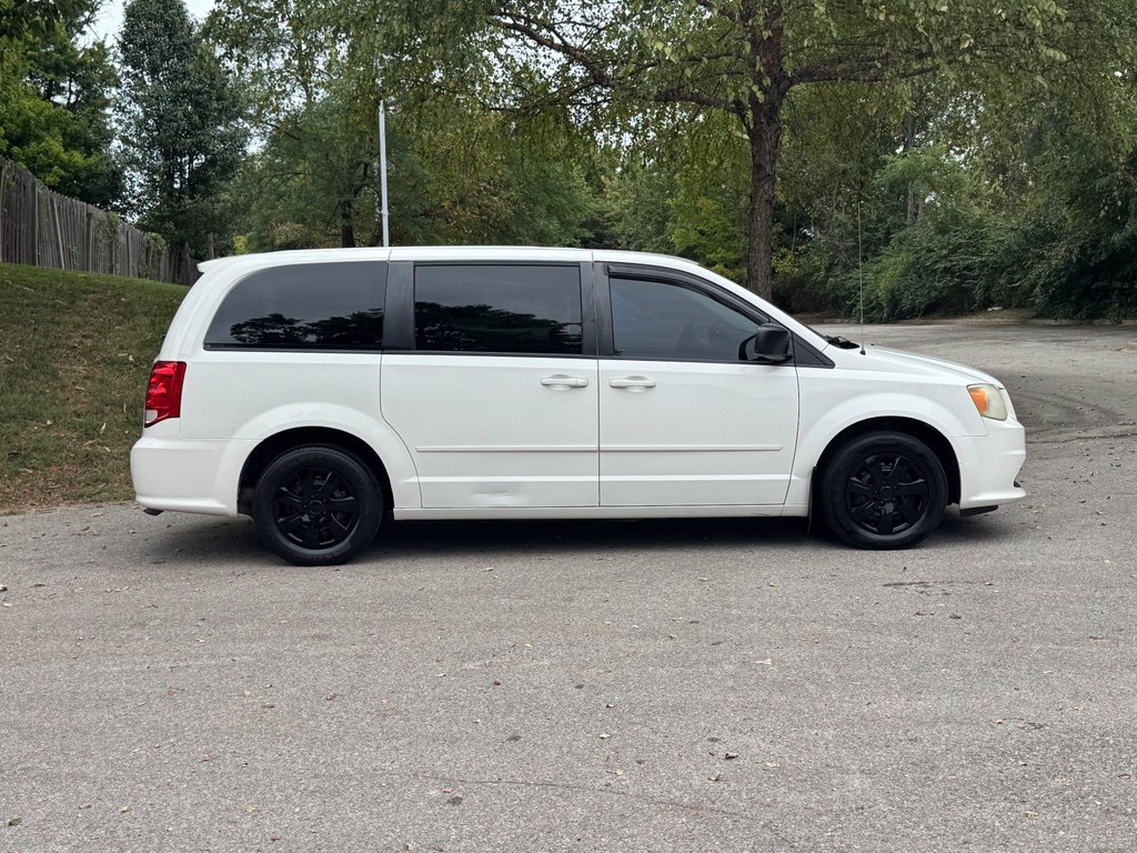 Used 2012 Dodge Grand Caravan SE FWD image 4