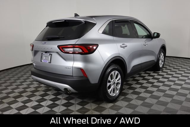 Used 2023 Ford Escape Active image 4