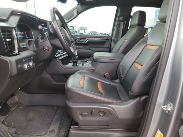 Used 2024 GMC Sierra 1500 AT4 w/ Technology Package AWD/4WD image 13