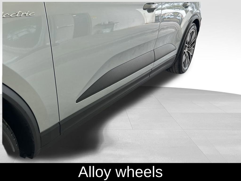 Used 2025 Porsche Macan Electric image 17