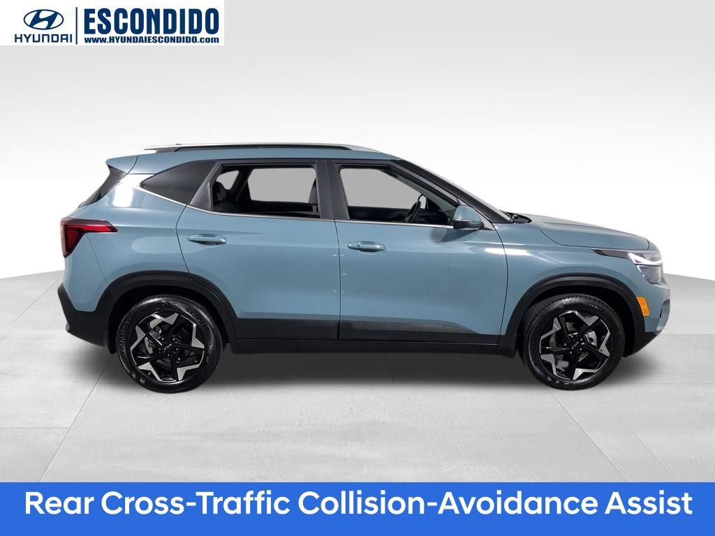 Used 2025 Kia Seltos EX w/ EX Sunroof Package image 6