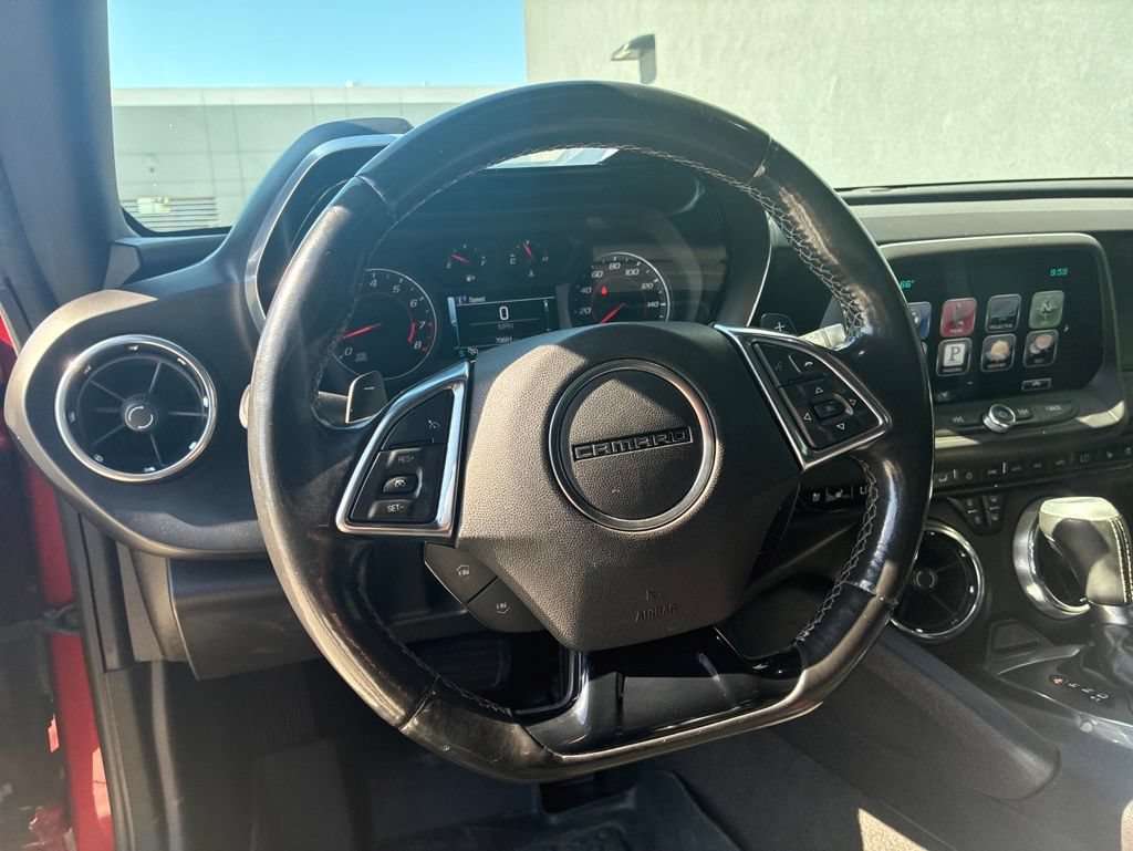 Used 2016 Chevrolet Camaro LT RWD image 15