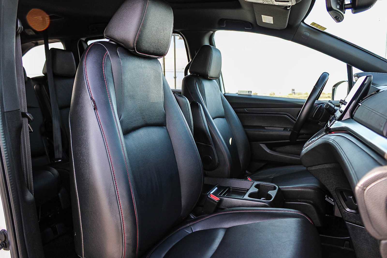 Certified 2024 Honda Odyssey Sport image 16