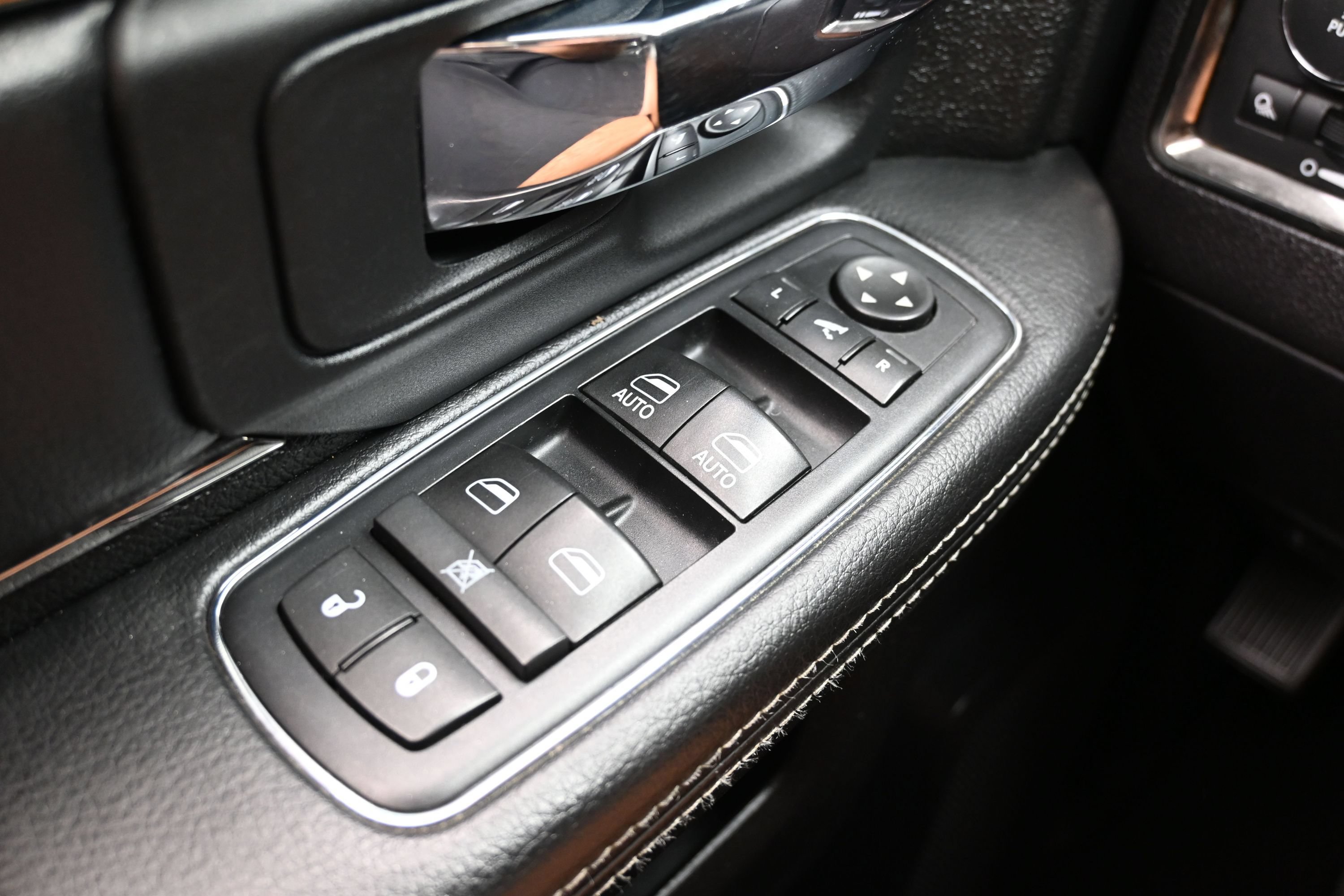 Used 2016 RAM 1500 Sport AWD/4WD image 25