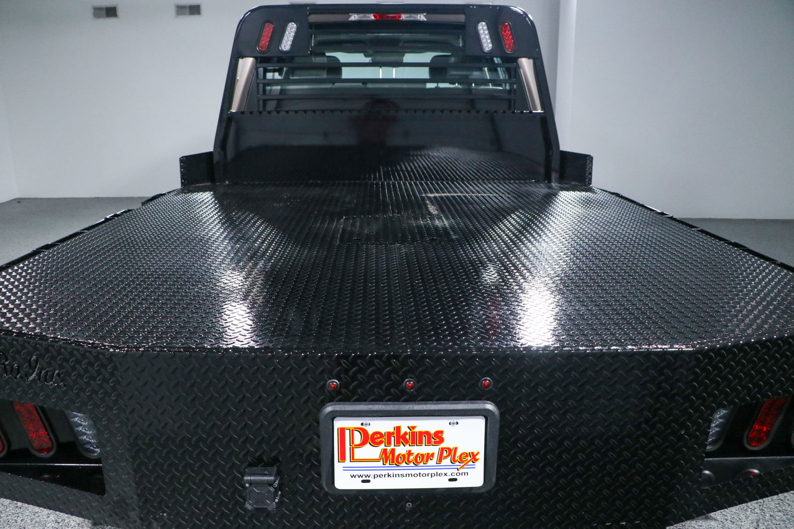 Used 2022 Ford F350 XL w/ STX Appearance Package image 9