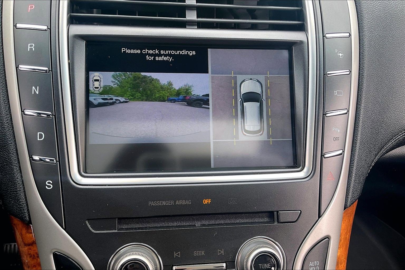 Used 2016 Lincoln MKX Reserve w/ Technology Package AWD/4WD image 34