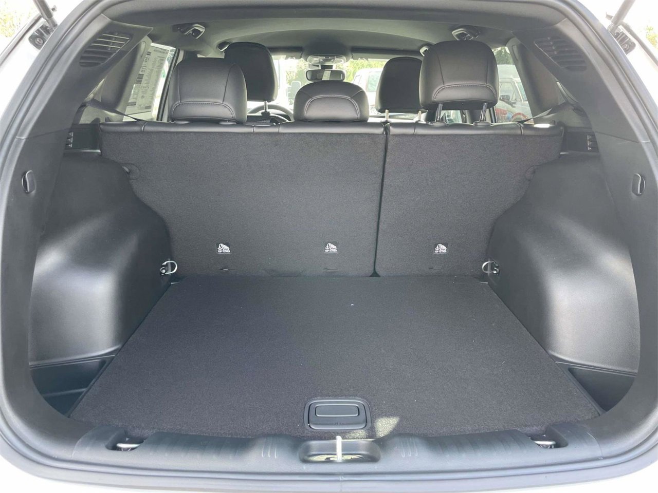 New 2026 Jeep Compass Latitude image 30