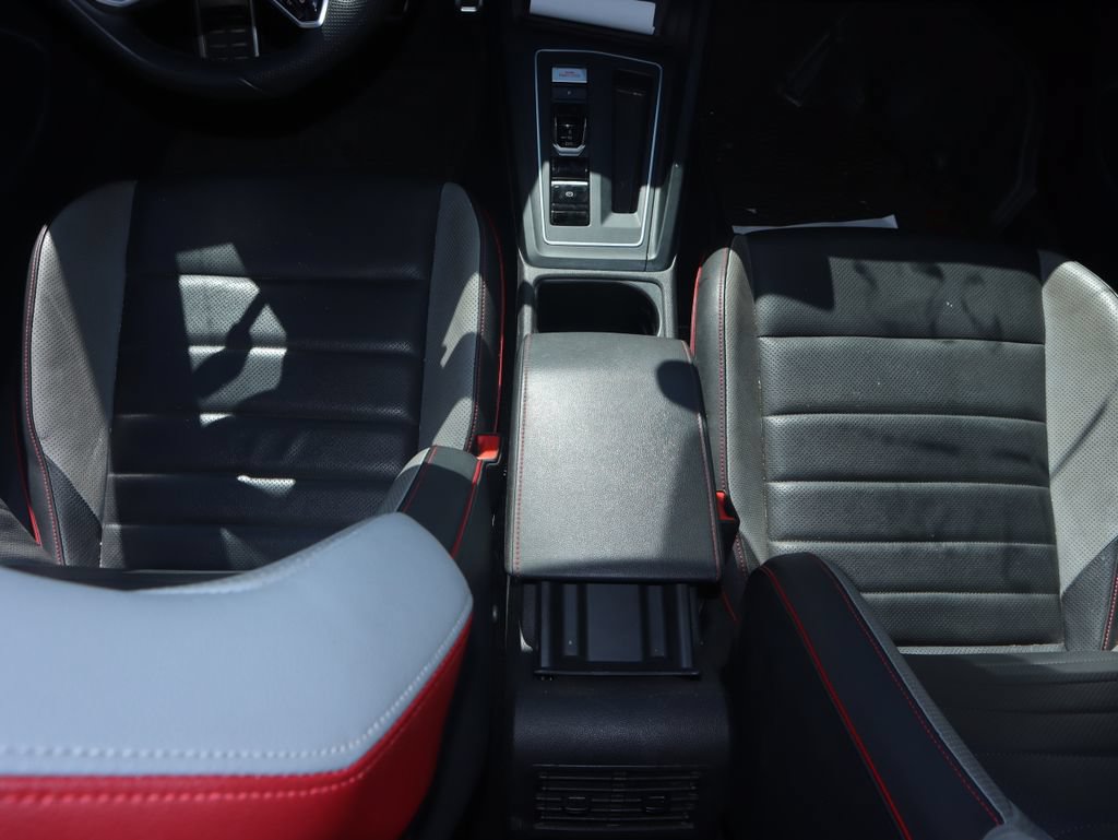 Used 2022 Volkswagen GTI Autobahn FWD image 8