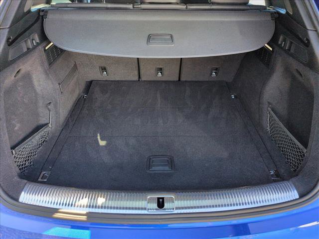 Used 2025 Audi SQ5 Premium Plus w/ Premium Plus Package image 6