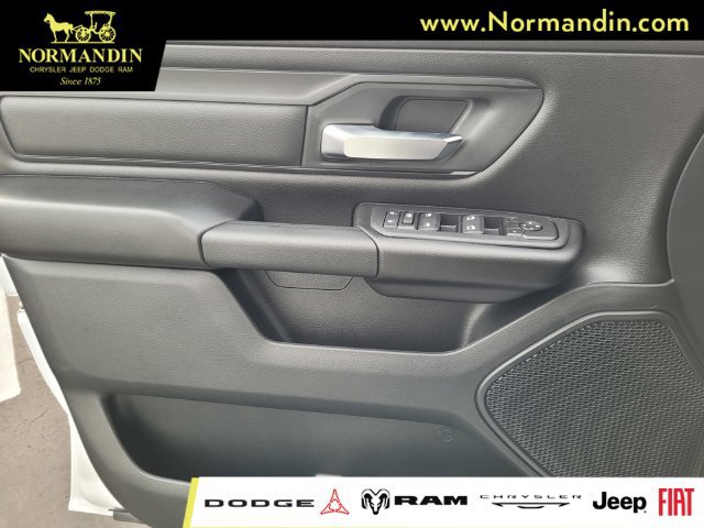 New 2026 RAM 1500 Tradesman AWD/4WD image 9