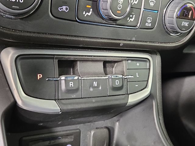 Used 2024 GMC Terrain SLT AWD/4WD image 20