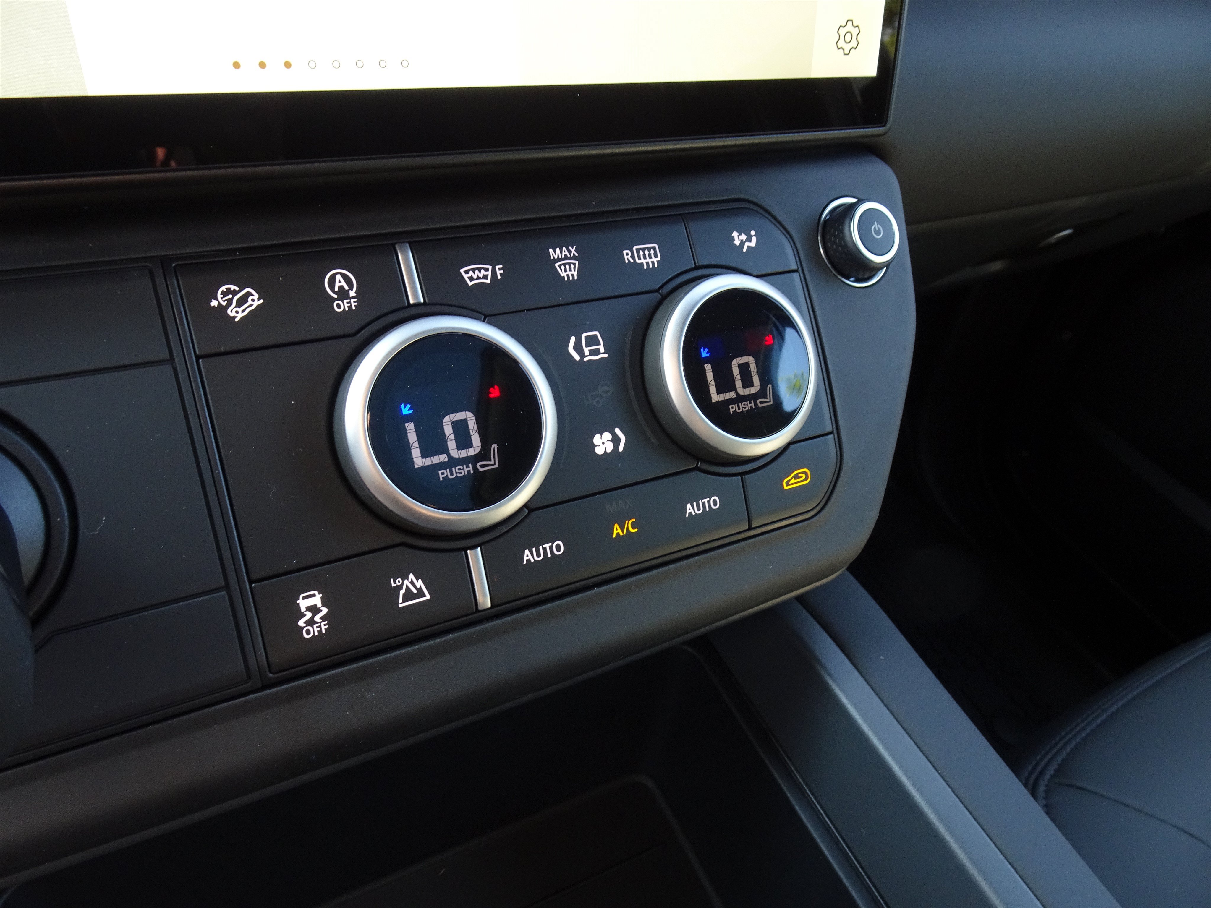 New 2026 Land Rover Defender 110 S AWD/4WD image 26