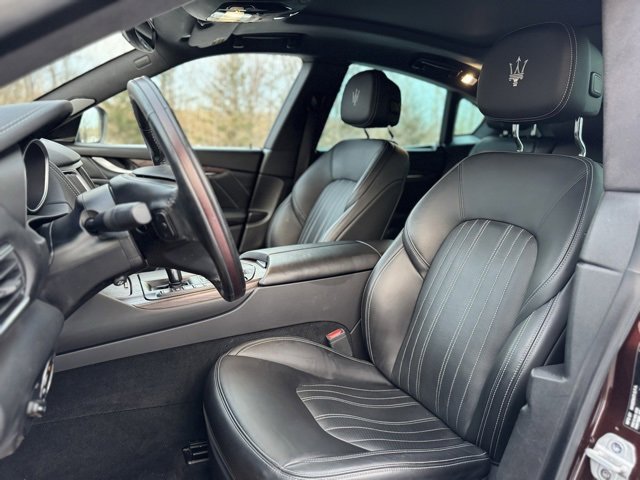 Used 2020 Maserati Levante GranLusso image 11