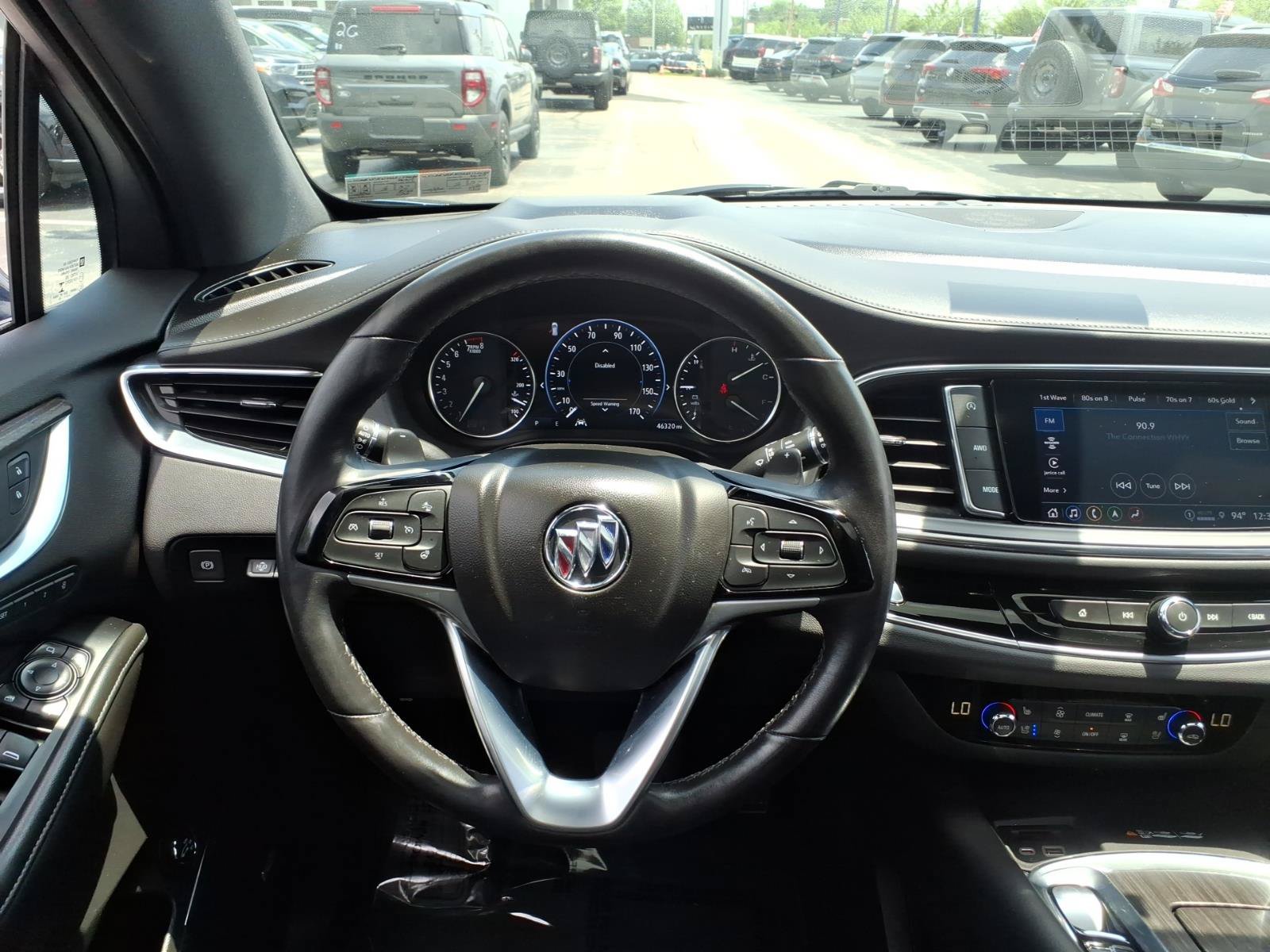 Used 2022 Buick Enclave Avenir w/ Avenir Technology Package AWD/4WD image 17