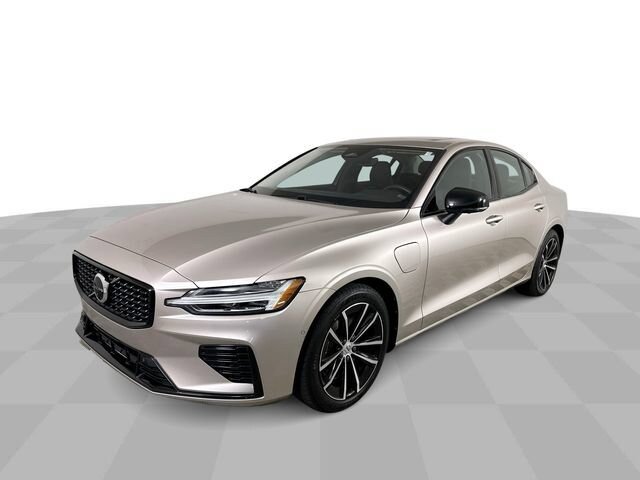 Used 2023 Volvo S60 T8 Plus AWD/4WD image 4