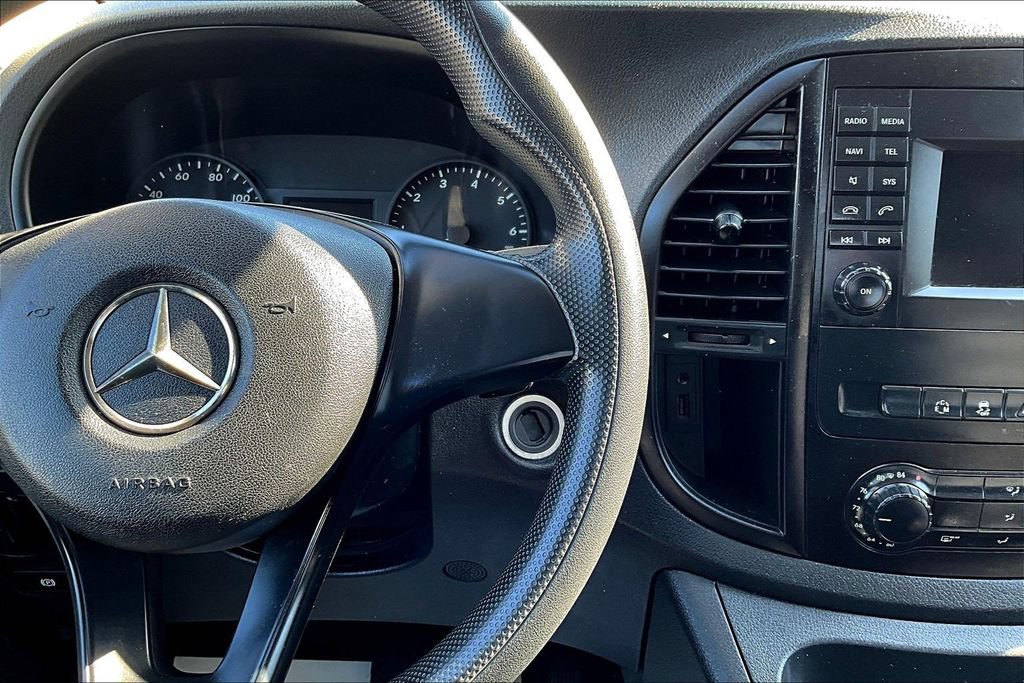 Used 2019 Mercedes-Benz Metris w/ Driver Comfort Package image 11