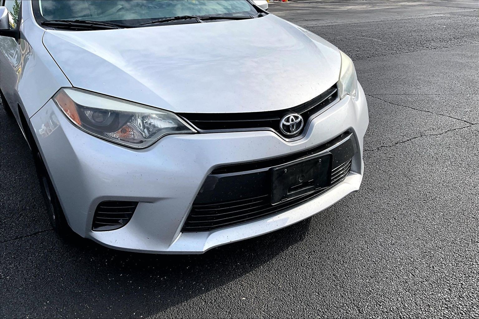 Used 2015 Toyota Corolla LE FWD image 4