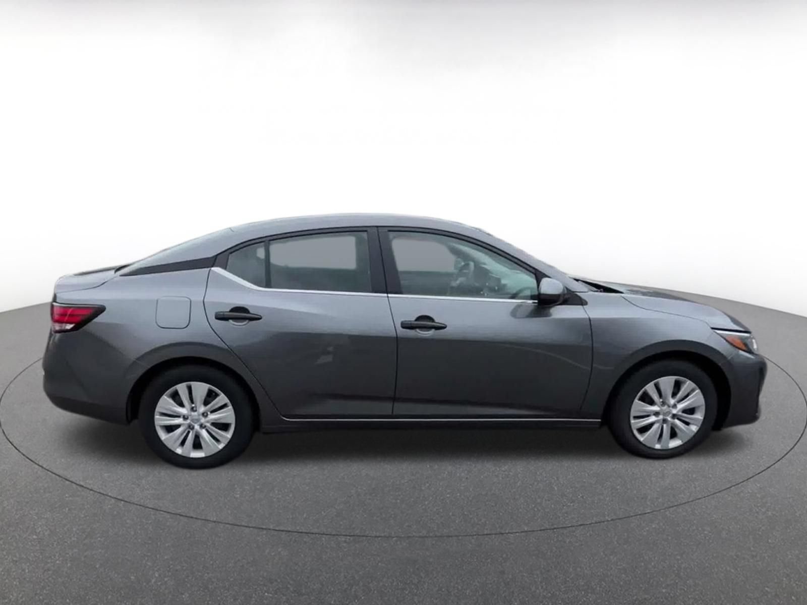 Used 2025 Nissan Sentra S FWD image 15