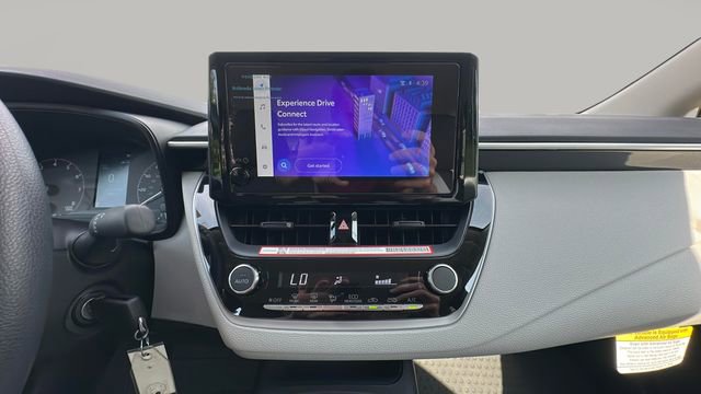 Used 2025 Toyota Corolla LE image 10