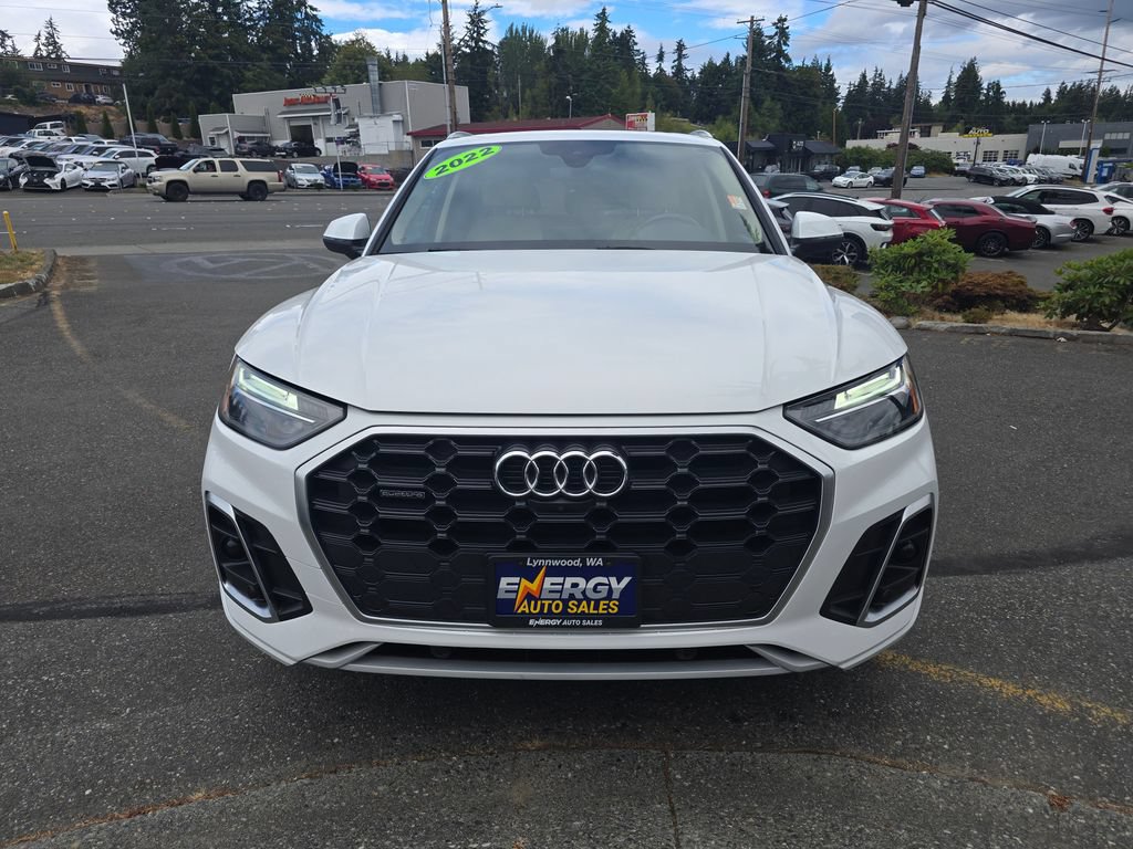Used 2022 Audi Q5 2.0T Premium Plus w/ Premium Plus Package AWD/4WD image 2