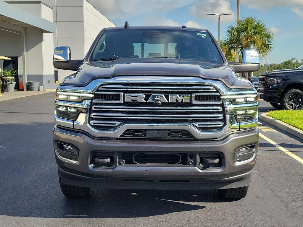 Used 2025 RAM 2500 Laramie AWD/4WD image 2