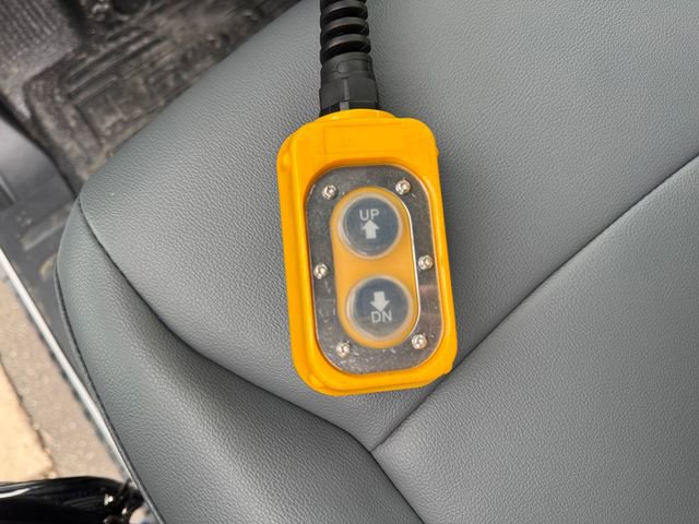 New 2026 Ford F550 4x4 Regular Cab Super Duty image 13