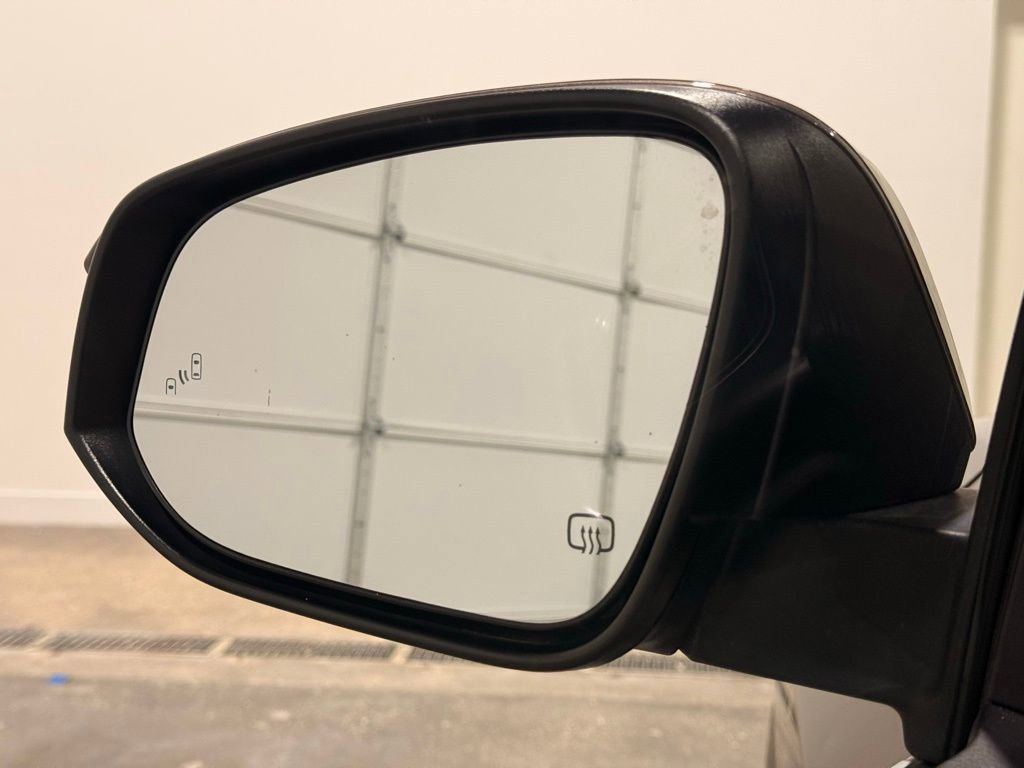 Used 2018 Toyota Highlander XLE image 13