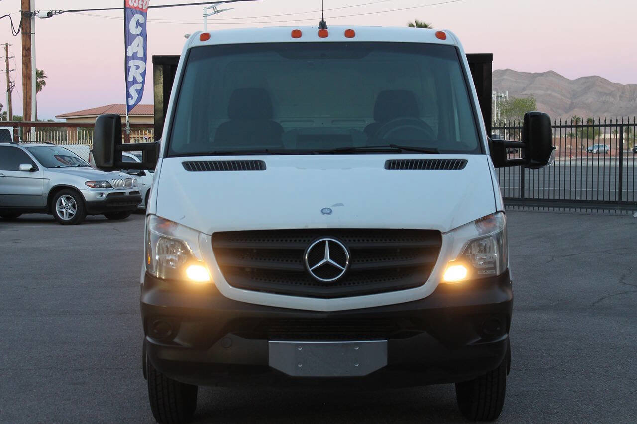 Used 2014 Mercedes-Benz Sprinter 3500 image 4