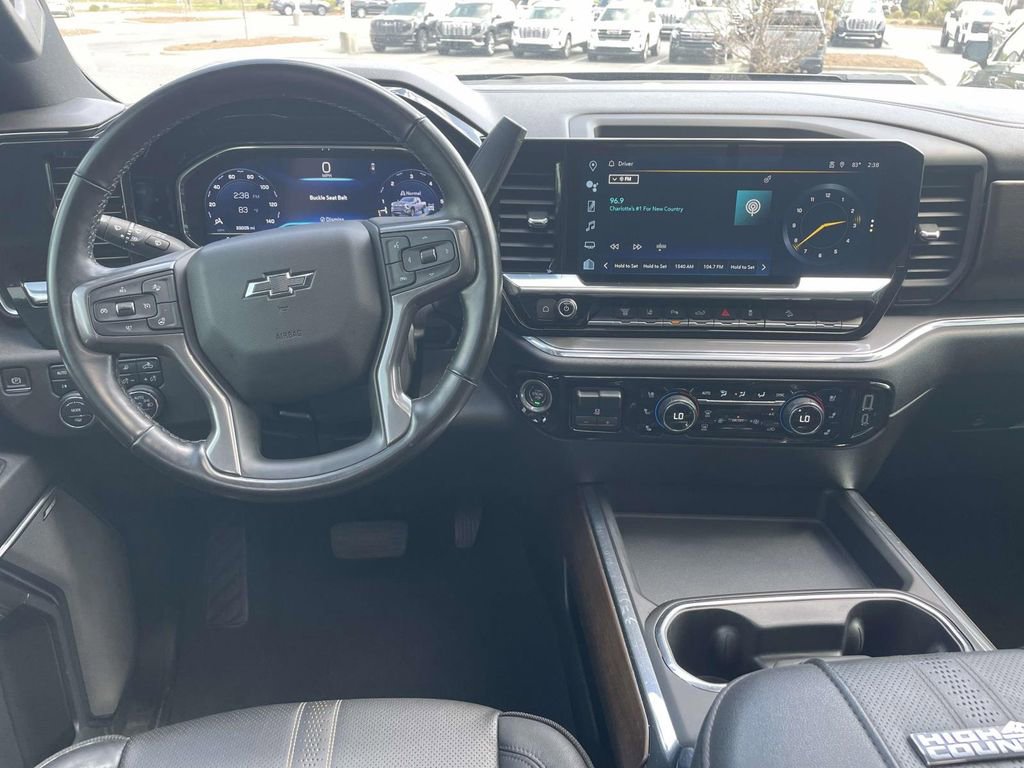 Used 2024 Chevrolet Silverado 2500 High Country w/ Midnight Edition image 11