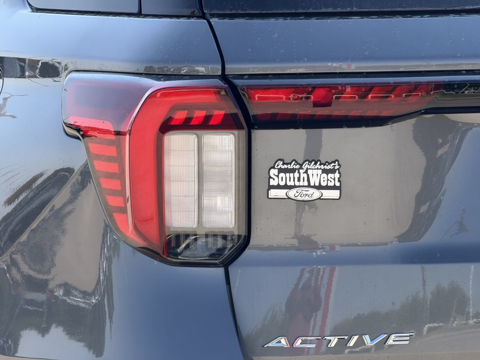 New 2026 Ford Explorer Active AWD/4WD image 9