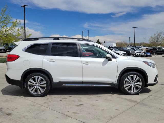 Used 2022 Subaru Ascent Limited w/ Technology Package AWD/4WD image 2