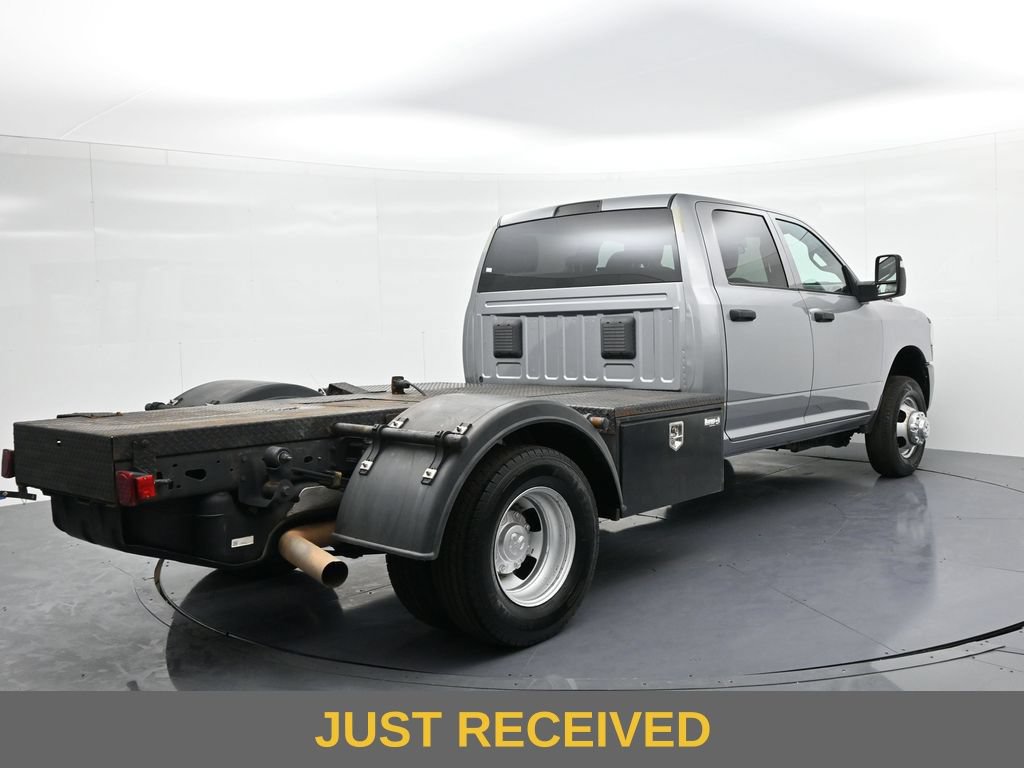 Used 2024 RAM 3500 Tradesman w/ Cold Weather Group RWD image 6