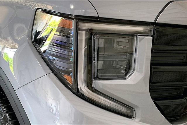 Certified 2024 GMC Sierra 1500 Elevation AWD/4WD image 4