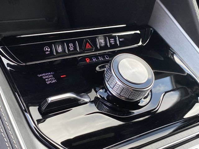 New 2025 Jeep Wagoneer L 4WD w/ Premium Group I image 14