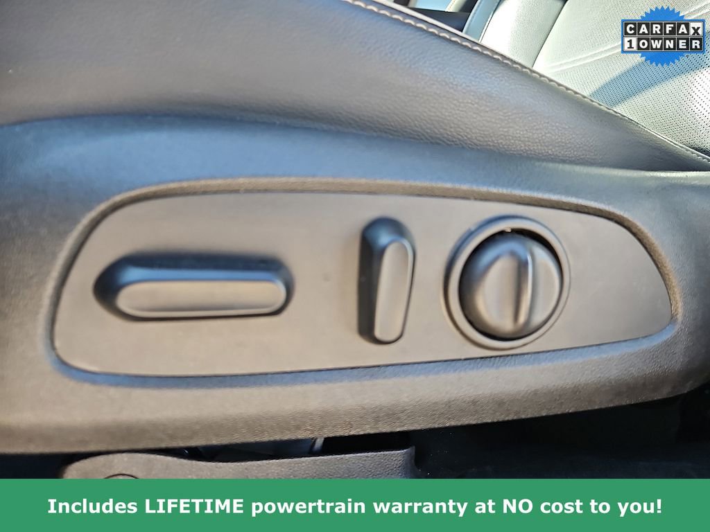 Used 2023 GMC Acadia Denali image 14