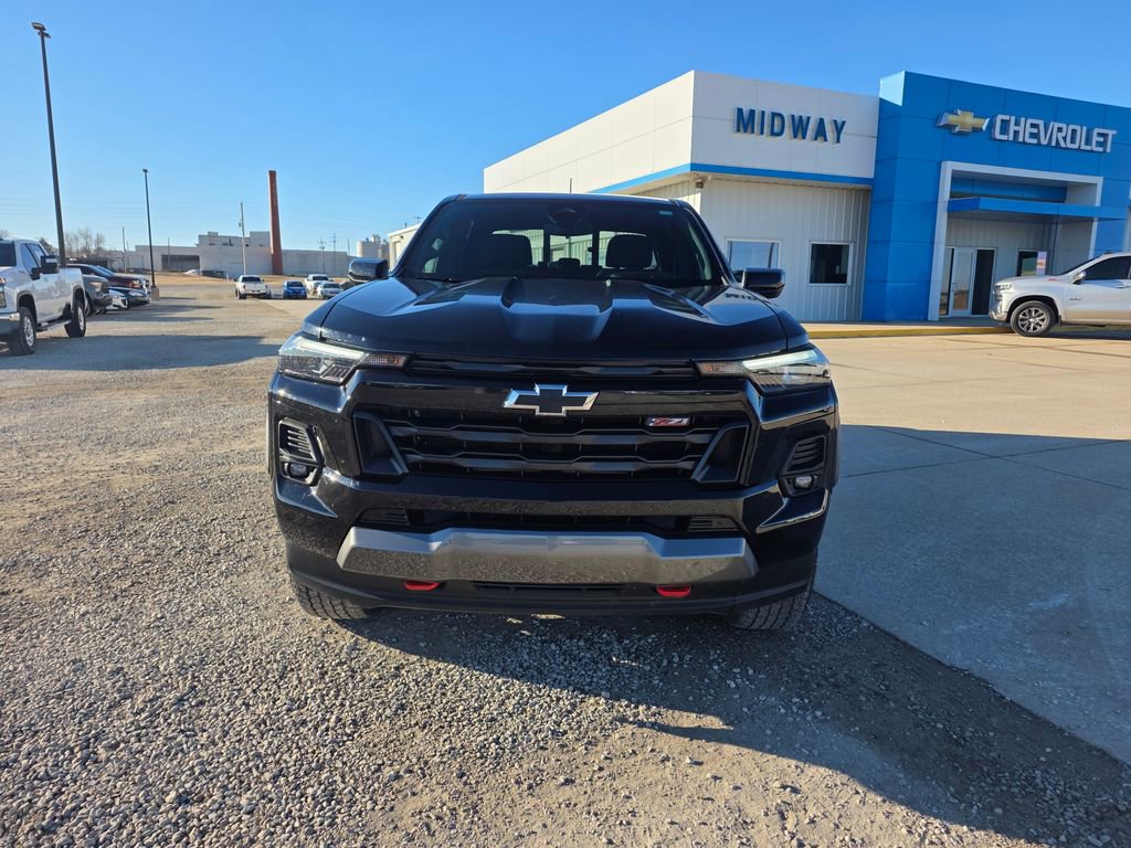 Used 2024 Chevrolet Colorado Z71 w/ Advanced Trailering Package image 9