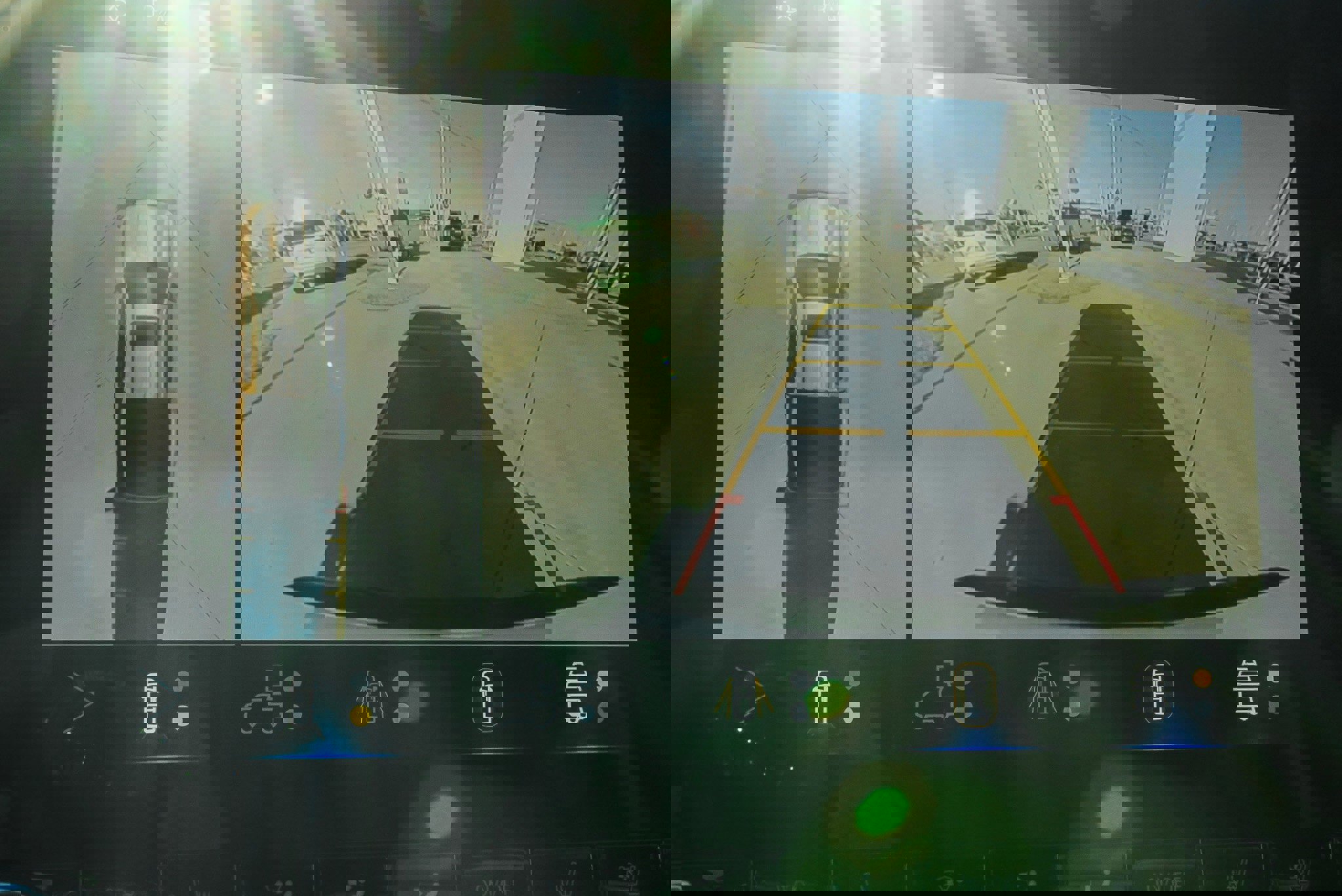 Used 2025 Chevrolet Colorado ZR2 w/ Technology Package image 41