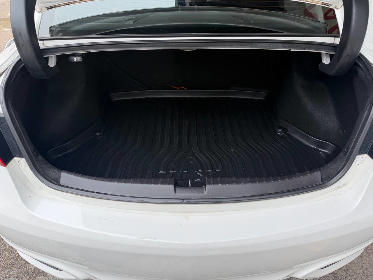 Used 2017 Acura ILX FWD image 36